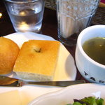 タールム - ランチのスープ＆パン　ｂｙ すぷちん
