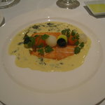 アバ - フレッシュサーモンソテー　トロワグロ風　