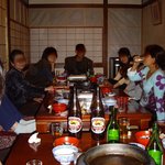 みなとや旅館 - 2008/10月：宿のおばあちゃん（左）も加わって和気藹藹♪