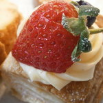 ヒカリヤ ニシ - 23年7月　デザートのミルフィーユ　アップ