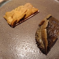 鮨 さかい - 赤ウニと鮑