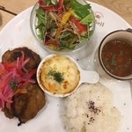 87806206 - 【’18.6】タンドリー風チキンのプレート　980えん（外税）