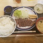 Gyuushin Shokudou - 牛ステーキ定食　ごはん大盛り　８２０円