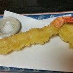純手打ち十割そば 蕎澤 - 海老とズッキーニの天ぷら。