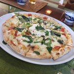 大長谷ふるさとセンター - 山菜とアンチョビのピザ❣️