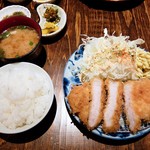 とんかつ朔 - トンカツ定食（全体）