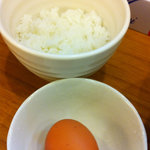 麺道部 - ｻｰﾋﾞｽの卵かけご飯