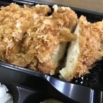 主婦の味 のざわ - メインのチーズカツ