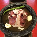 囲炉裏 やましげ - 猪肉焼肉 1500円(税別)