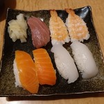 どん亭 - お寿司食べ放題（580円＋税）