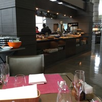 Lounge & Dining G - 席が広くて快適！そら豆のスープも絶品！お代わりしました