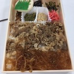 駅弁屋 踊 - 復刻版米沢牛肉すきやき弁当