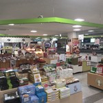 ショップ伊勢湾 - 鳥羽フェリーターミナル 2階にある売店です