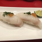 龍文支店 - 天然トラフグの握り