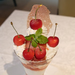 資生堂パーラー - 山形県 岡田果樹園産 佐藤錦のパフェ