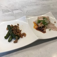 CINA New Modern Chinese - インゲンと干し海老、よだれ鶏