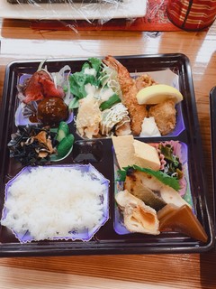 Tagosaku - 田吾作弁当2000円