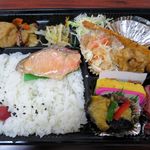 弁当総菜屋 ぐん平 - 特製弁当のアップ