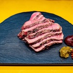 赤身肉とホルモン焼き コニクヤマ - 「赤身肉（その日のスペシャル）」