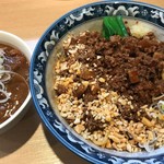 ラーメン雷鳥 - 5号汁なし坦々麺(780円)+牛すじカレー(300円)