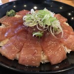 西村麺業 - マグロ丼　アップ