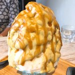 ブン ブン ブラウ カフェ ウィズ ビーハイヴ - 