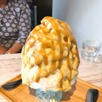 ブン ブン ブラウ カフェ ウィズ ビーハイヴ - 