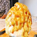 ブン ブン ブラウ カフェ ウィズ ビーハイヴ - 