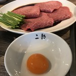 焼肉・冷麺 二郎 - 山形牛メス　マルシンやきすき　登場