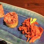 久遠の空 - コメカミとアボカド、キウィのタルタル・ガツキムチ