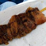 秩父宮ラグビー場 売店 - デッカい鶏串。