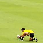 秩父宮ラグビー場 売店 - 田村弟選手。