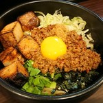 あらし なにわ - 食べる前からウマイ(　>д<)､;'.･角切りチャーシュートッピングしたよ～(*´-`)