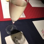 札幌モダンレストラン　えりも亭 - 日本酒はこのグラスで提供。コースターに銘柄が入っています。（これは特別純米二世古）。