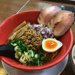 あいつのラーメン かたぐるま - ●麻辣担々まぜそば950円税込（マーラー）
      ※麺の量は220g・300gからお選びください。
      300gを選択。