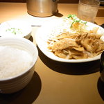 ごはん処 やよい軒 - しょうが焼き定食