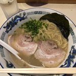 とん吉家 - ラーメン