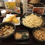 武蔵野うどん じんこ - 