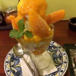 印度料理シタール - アルフォンソ マンゴーパフェ
