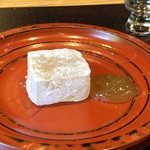 やまぐち - ◆青梅葛焼き　プラムジャム添え 温かいデザート。青梅の風味がサッパリしますね。