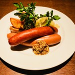 リックス カフェ - ソーセージポテト添え