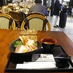 魚屋のどんぶり 魚錠 - 