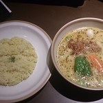 SOUP CURRY KING - チキンカリー