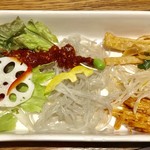 韓美膳 - チーズタッカルビセット¥1450(外税)のチャプチェサラダ