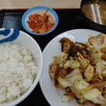 松屋 - 回鍋肉定食キムチ650円