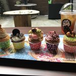 カップス コーヒー&カップケーキ - 