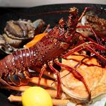 貝料理 epoque+ - 活きの良すぎる伊勢海老