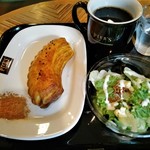 PIER'S CAFE - スイートポテトデニッシュ