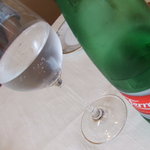 ヴィラ・アイーダ - ガス入りウォーター