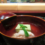 大文字屋　龍田川 - 3.煮物椀:アコウ 蓬入り胡麻豆腐 いんげん